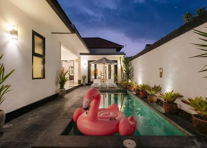 Sri, - 3 Bedroom Stylish Pool Villa!