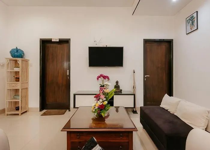 Villa Sri, - 3 Bedroom Stylish Pool Villa! Seminyak