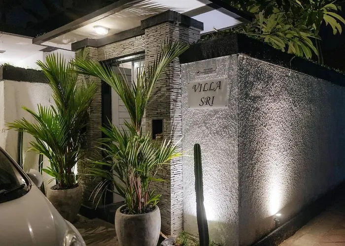 Sri, - 3 Bedroom Stylish Pool Villa! * Seminyak