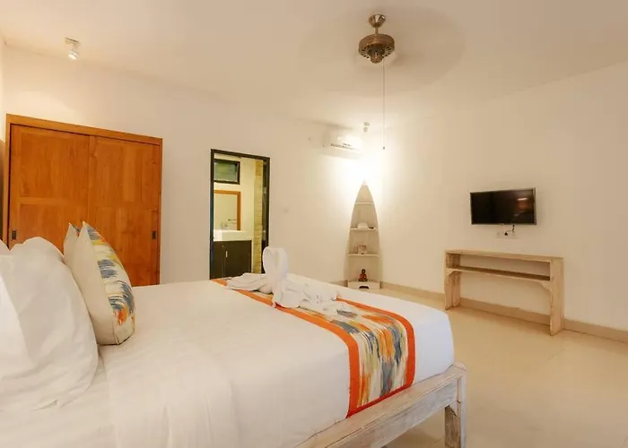 Sri, - 3 Bedroom Stylish Pool Villa! *