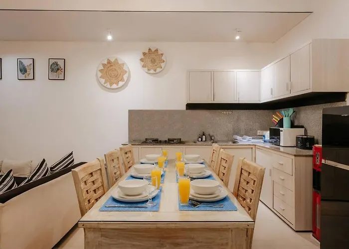 Sri, - 3 Bedroom Stylish Pool Villa!